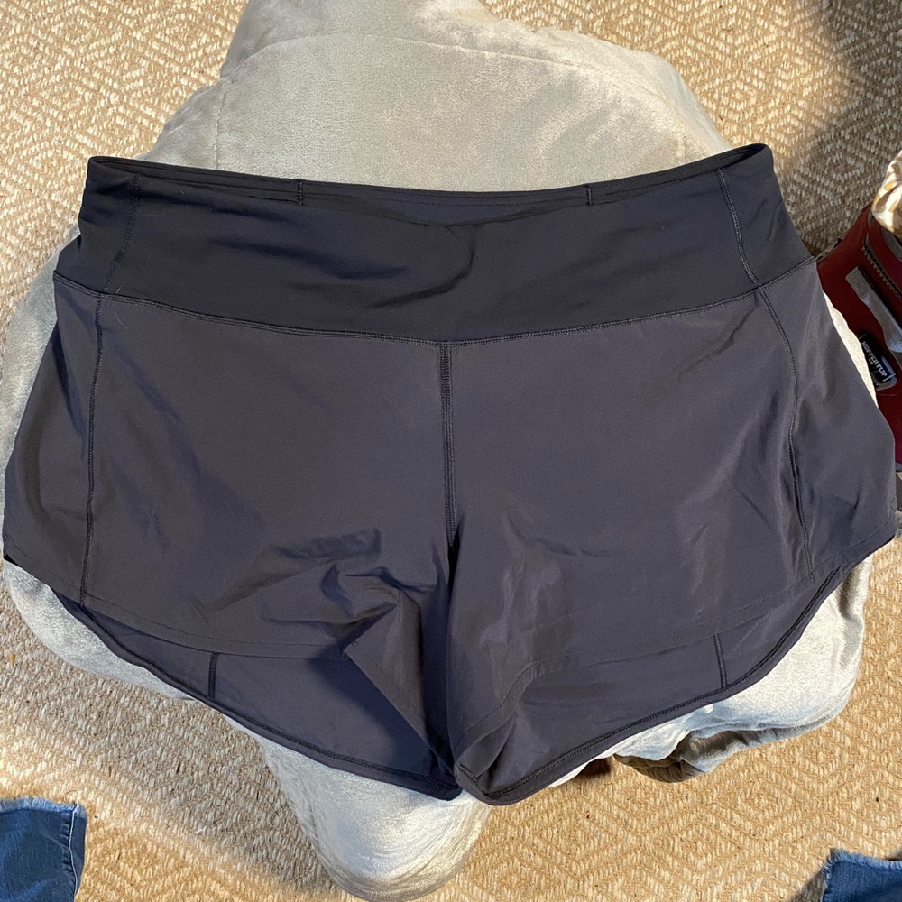 Lululemon black shorts